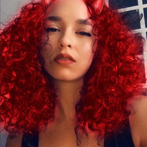 Meet your Posher, Cherrell - Picture 1 of 1